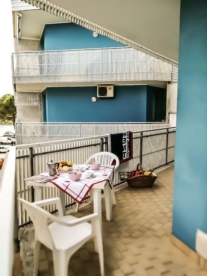 Condominio Moschettieri Bibione Eksteriør bilde